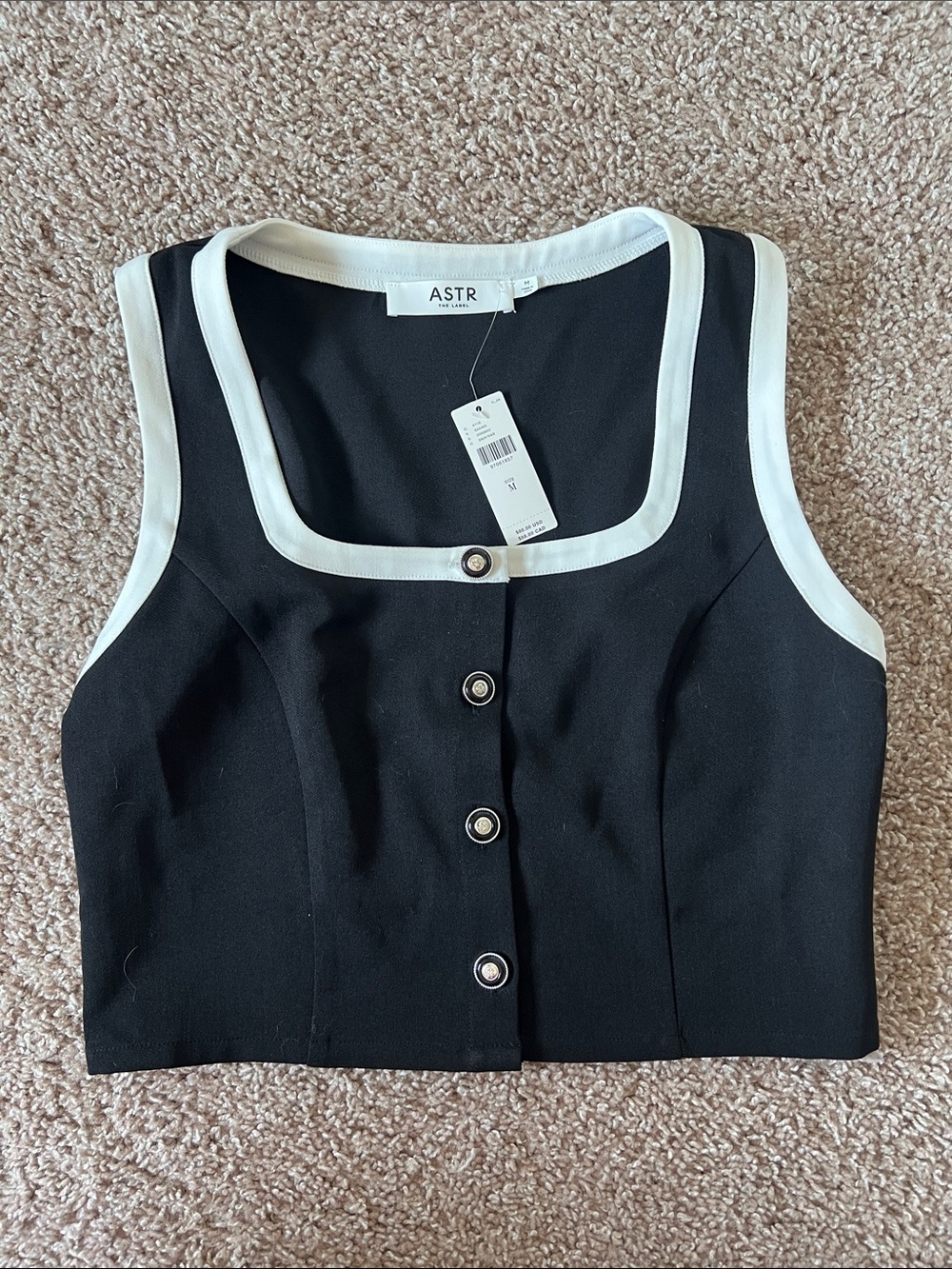 ASTR The Label NWT!! Black Cropped Tank with White Trim